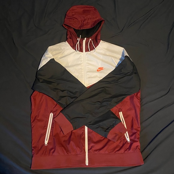 Nike Other - Nike Windrunner